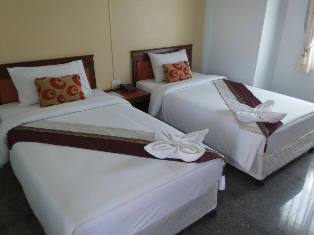 Boom Forest Hotel Hat Yai Buitenkant foto