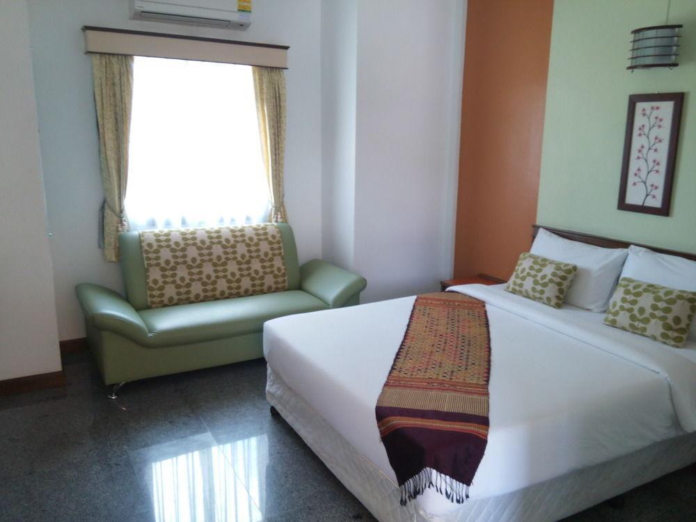 Boom Forest Hotel Hat Yai Buitenkant foto